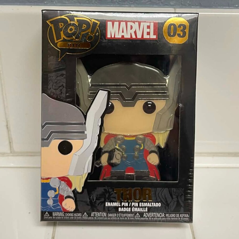 2 Marvel Funko Pop! pins